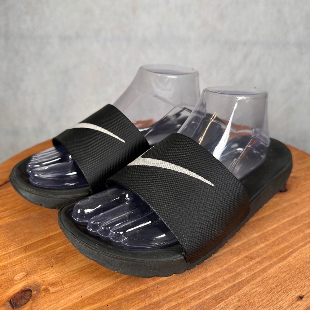 Nike Kawa Shower Slide Women Size 7 Black White Good Athletic Slip On 819352-001